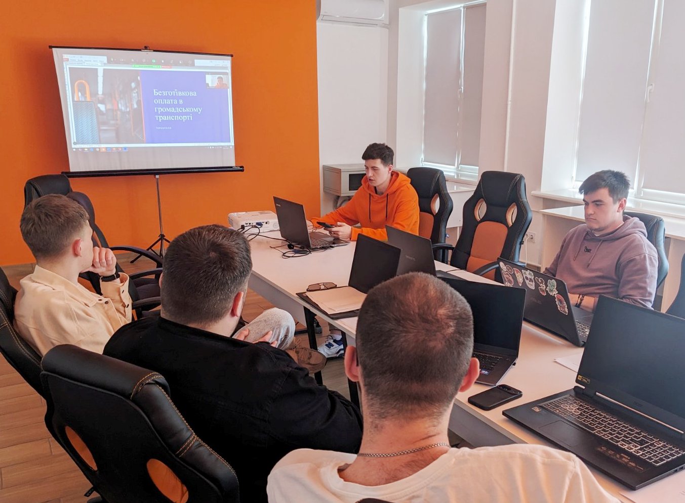  Презентація проходження виробничої практики Іваном Шовагом.jpg